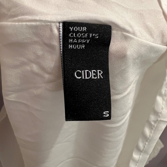 Dress - Picture 4 of 4